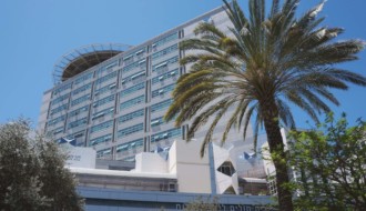 Медичний центр Сураскі (клініка Іхілов)